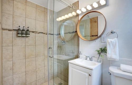 West Avenue Apartment | Lincoln Villa Suites