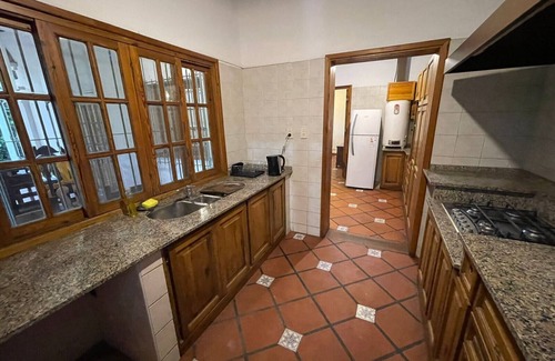 Chacras de Coria House | Lindísima casa con jardín y pileta en Chacras