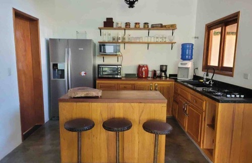 Quadra House | linda casa de campo nova em condominio