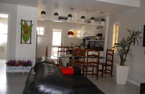 Porto Belo House | Linda Casa em Condomínio. Confortável e Funcional. Muito Arejada