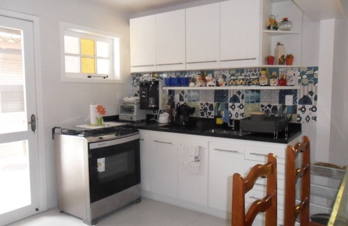 Porto Belo House | Linda Casa em Condomínio. Confortável e Funcional. Muito Arejada