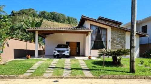 Horto House | Linda Casa em Ubatuba Condomínio Fechado