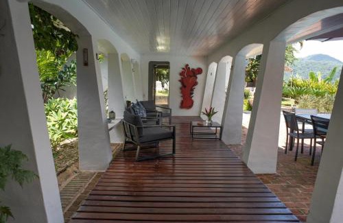 Tenorio Villa | LINDA CASA MEDITERRANEA
