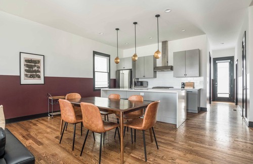 Hope Gardens House | Linda, Emmylou & Patsy by Avantstay 3 Unit Buyout w/11br in Heart of Nashville