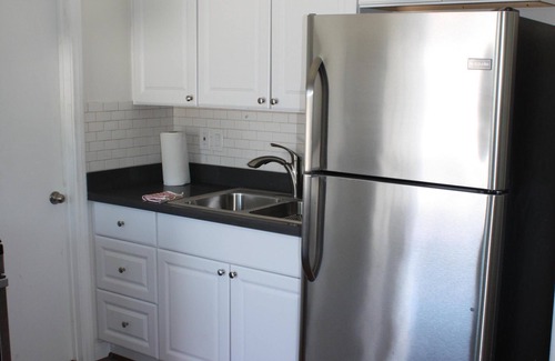 Linda Vista Apartment | Linda Vista Beautiful Studio Easy Parking Moving Heaven