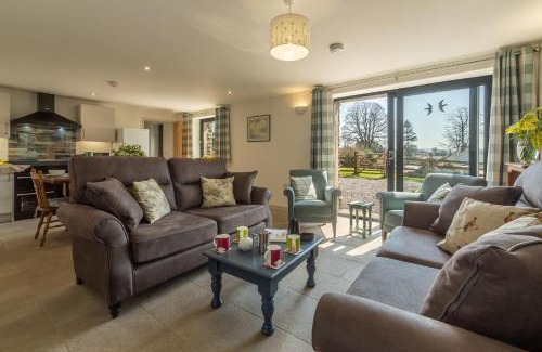 Orton House | Linden Barn