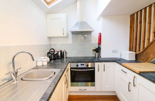 Ravenstonedale Cottage | LINDEN COTTAGE, pet friendly, with open fire in Ravenstonedale