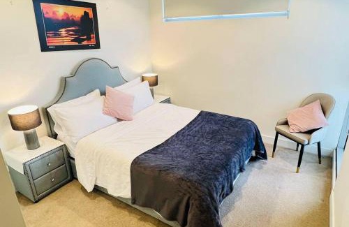 Lindfield Apartment | Lindfield steps to train and shopping