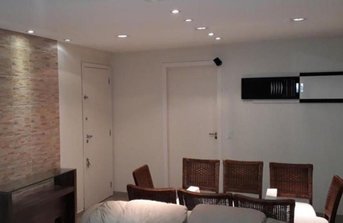 Uniao da Vitoria Apartment | Lindo apartamento no coração da cidade - APARTAMENTO INTEIRO OU SEJA NÃO É COMPARTILHADO COM OUTRAS PESSOAS - Perto de tudo - 2 quartos - Ar condicionado - Churrasqueira - Cozinha completa - 120 metros quadrados ao todo - Quartos com 12 metros quadrados