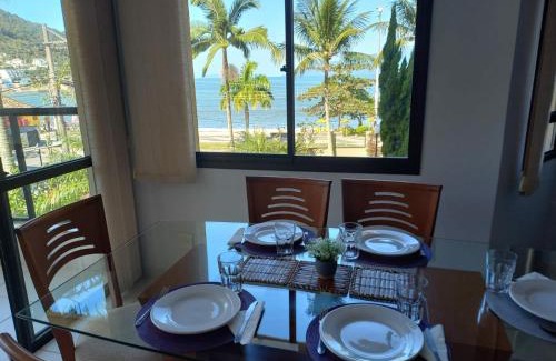 Martim de Sa Apartment | Lindo apartamento com vista para o mar em Caraguá!