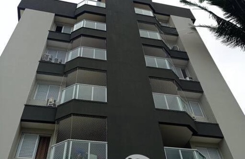 Umuarama Apartment | Lindo apto com churrasqueira na varanda