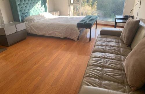 Bosques de las Lomas Apartment | Lindo depa 2 rec Bosques con jardin y gym