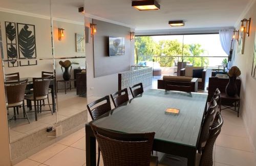 Martim de Sa Apartment | Lindo Duplex Pé Na Areia com Praia Privativa