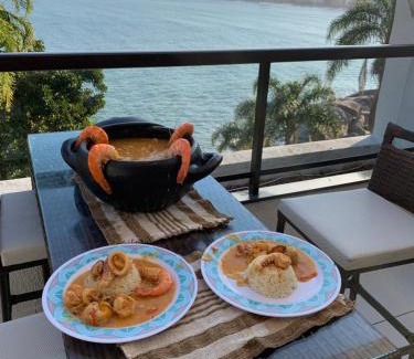 Martim de Sa Apartment | Lindo Duplex Pé Na Areia com Praia Privativa