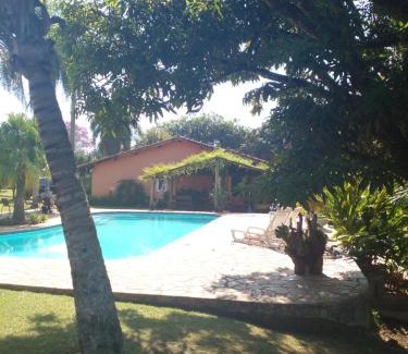 Paranapanema House | Lindo Rancho na beira do rio com piscina