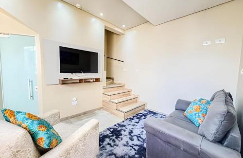 Ourinhos House | Lindo sobrado no centro, ar cond e vaga