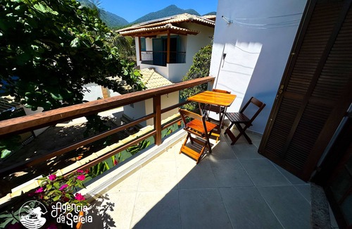 Centro Comercial Apartment | Lindo Studio com Copa e Varanda à 150m da Praia do Perequê