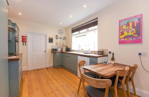 Alnmouth Cottage | LINDORES, pet friendly, country holiday cottage in Alnmouth