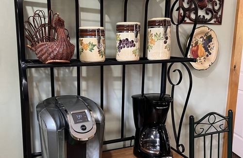 Cooperstown House | Lindsey's Cottage - 1 mile to the park!