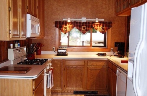 Watersmeet Cabin | Lindsley Cove/Cisco Chain of Lakes Cabins