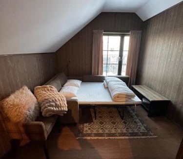Salen Apartment | Lindvallen Ski Resort Pool and Padel - Sauna - 6 Guests
