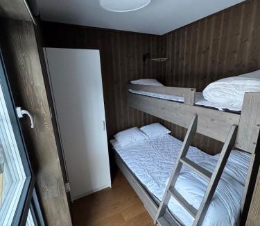 Salen Apartment | Lindvallen Ski Resort Pool and Padel - Sauna - 6 Guests