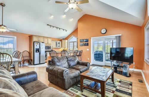 Broadkill Beach House | LINENS INCLUDED! GORGEOUS VIEWS!-BOOK NOW!