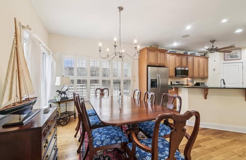 Lewes House | Linens Included! Private Pool! Hot tub! Book Today! Off Season Mini Weeks!