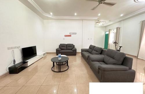 Miri House | Ling's Homestay Miri