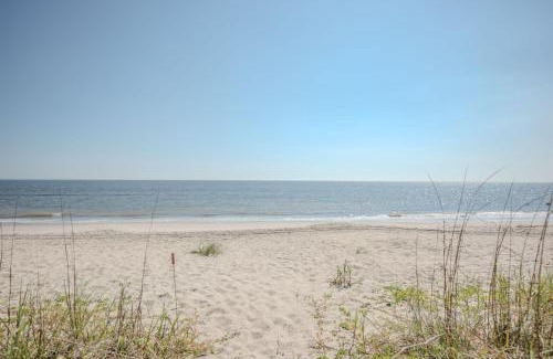 Caswell Beach House | Linger Longer by Oak Island Accommodations