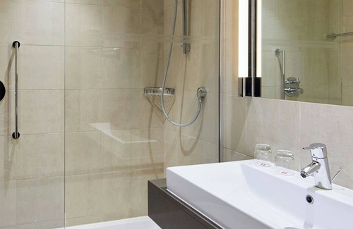 Lingfield Hotel | Lingfield Park Marriott Hotel & Country Club