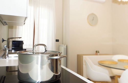 Nichelino Apartment | *Lingotto Center* 5min, Luxury Apartment, 1 Bedroom, 4 guests.