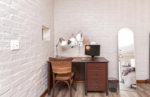 Centurion Bed & Breakfast | Links & Lavender