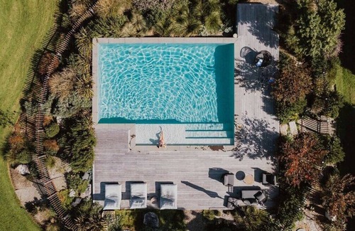 Berry House | Linnaeus Farm, Berry - by Linnaeus Collection