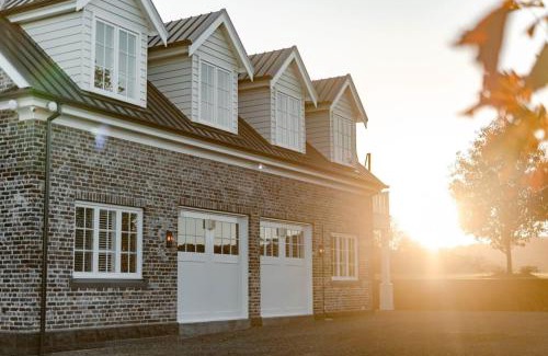 Berry House | Linnaeus Farm, Berry - by Linnaeus Collection