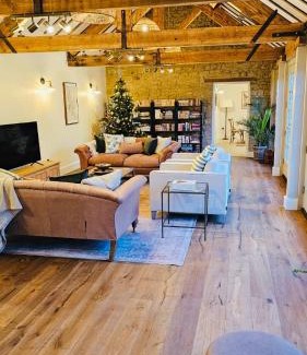 Hexham House | Linnels Coach House