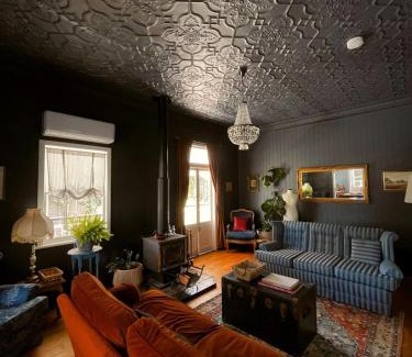Haigslea House | Linning's House at Twigley Farm