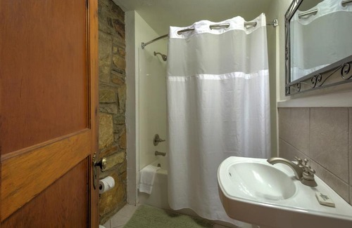 Linville Falls Cabin | Linville Falls Lodge & Cottages