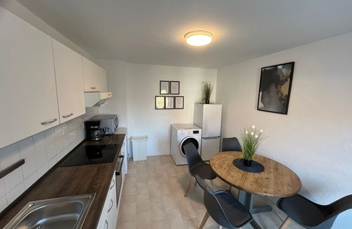 Elmschenhagen House | Linzer Weg 127o - 2 bedrooms with garden