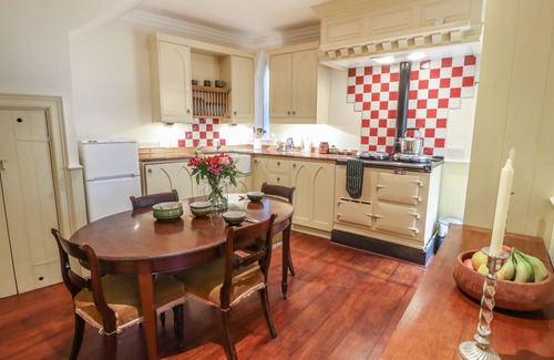 Moretonhampstead Cottage | LION HOUSE, romantic, luxury holiday cottage in Moretonhampstead