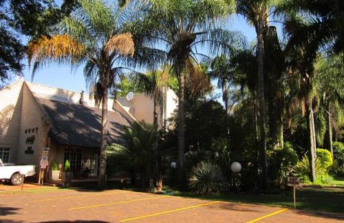 Groblersdal House | Lion's Guesthouse and The Buck&Lion Restaurant