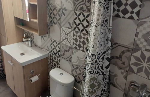 Pothia House | Lion's House is set in Kalymnos Pothia