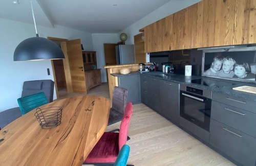 Maria Alm am Steinernen Meer Apartment | Lions Lodge - apartment/apartment, separate toilet and bath/shower
