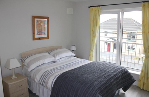 Lahinch House | Lios NaMara