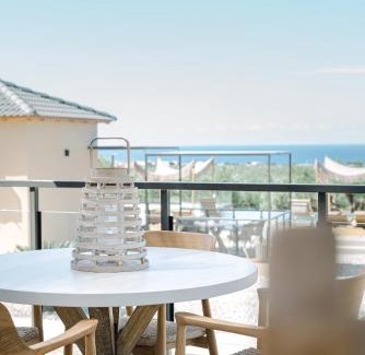Gargaliani Apartment | LIOSTASI luxury suites