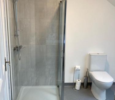 Crookedwood House | Lir Lodge