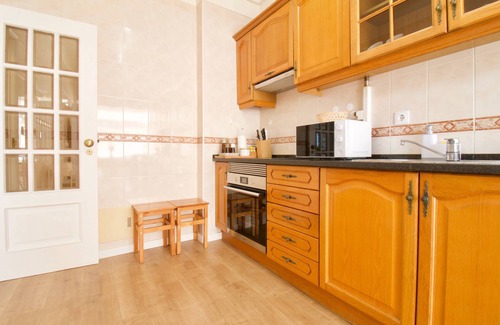 Cacilhas Apartment | Lisbon Family Nest