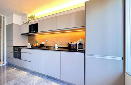Parque das Nacoes Condo | Lisbon Prestige River View Condo by Becherish