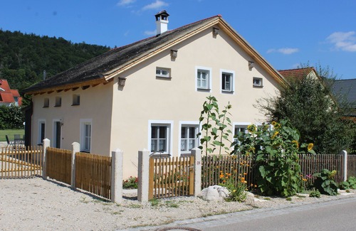 Dietfurt House | Listed Jura house first floor