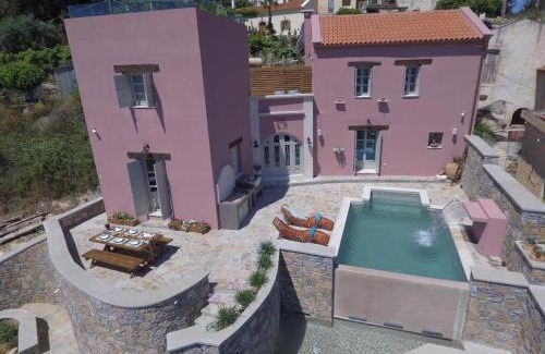 Paidochori Villa | Listen to Nature in a Renovated Traditional Hilltop Villa Liodosifis with Heated Pool